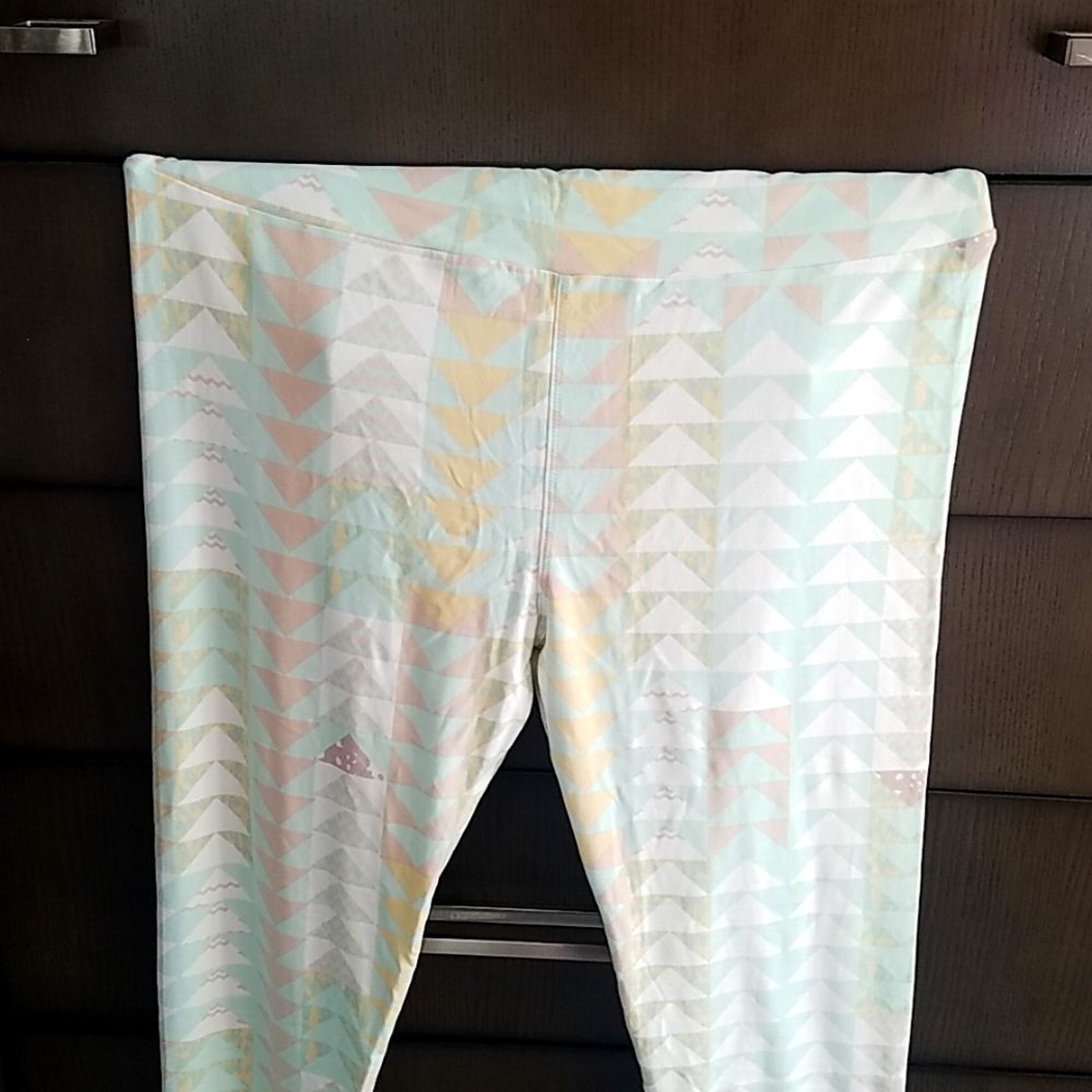 LuLaRoe T&C leggings